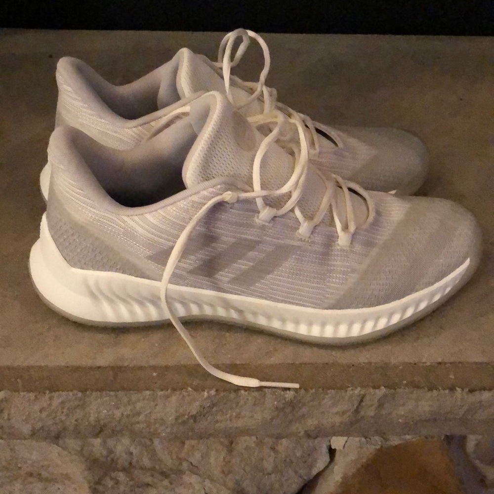 Never worn 10/10 condition-men’s